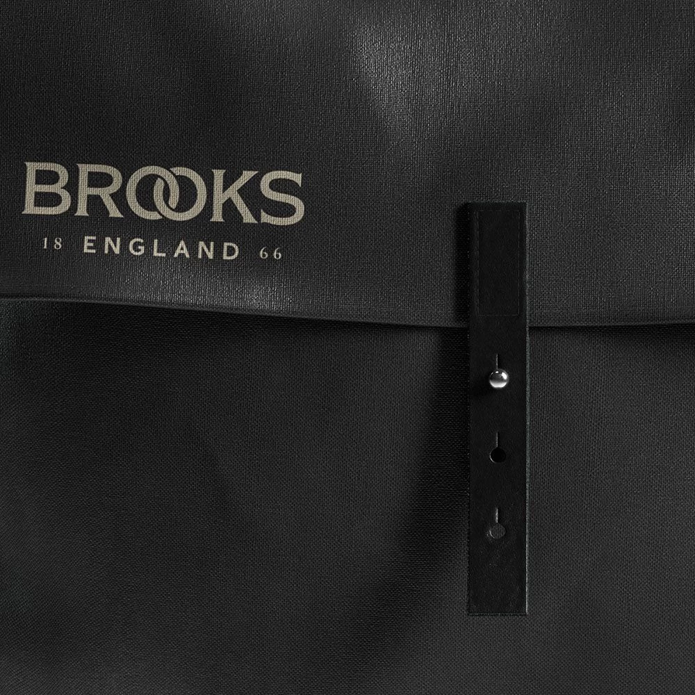 BROOKS ENGLAND Brooks Brick Lane Roll-Up Panniers - 2x15L - Black - Image 6