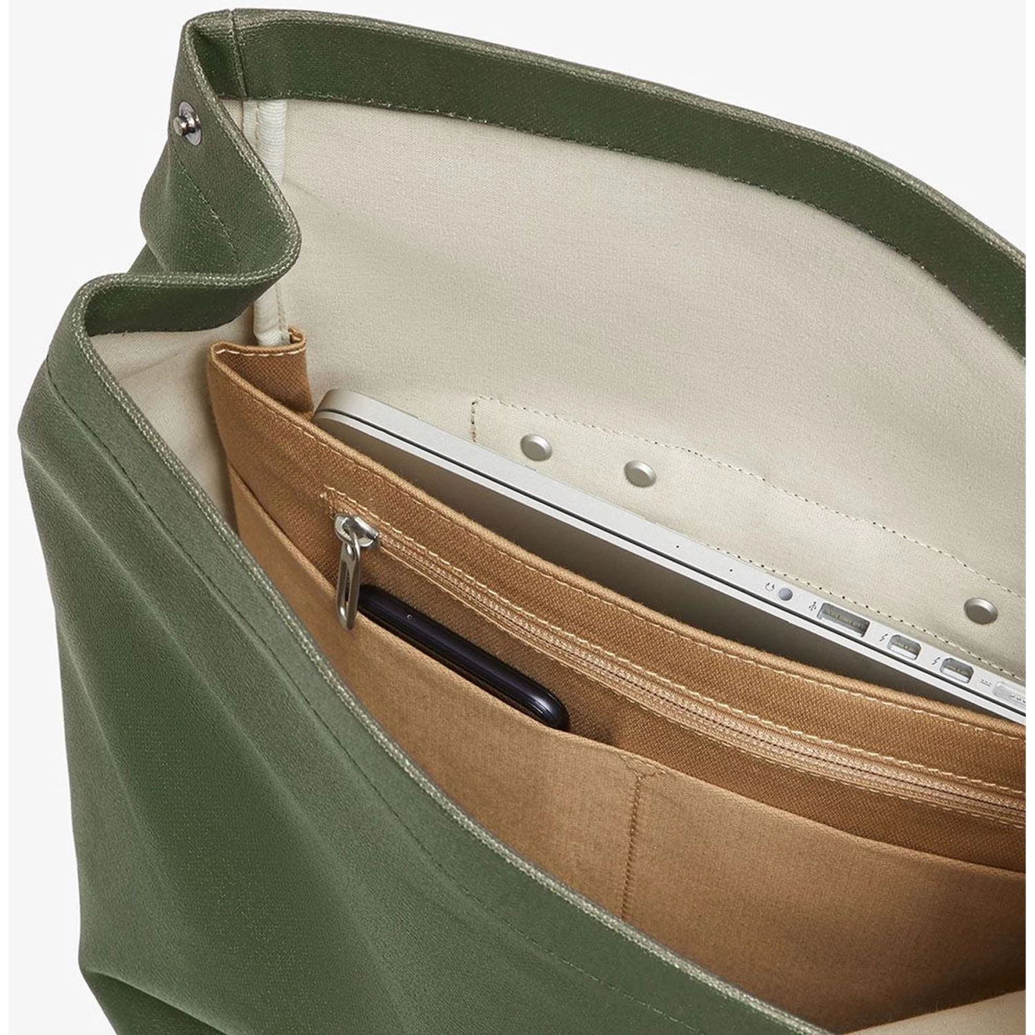 BROOKS ENGLAND Brooks Pickwick Cotton Canvas Backpack 12L - Forest - Image 7